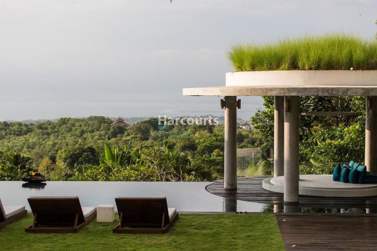 Ultra Luxurious Ocean View Villa - Pecatu, Bali - Freehold Villa for Sale