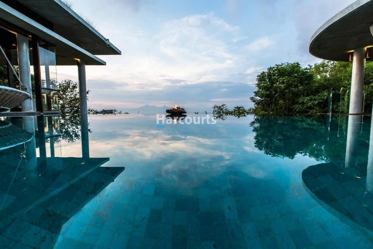 Ultra Luxurious Ocean View Villa - Pecatu, Bali - Freehold Villa for Sale