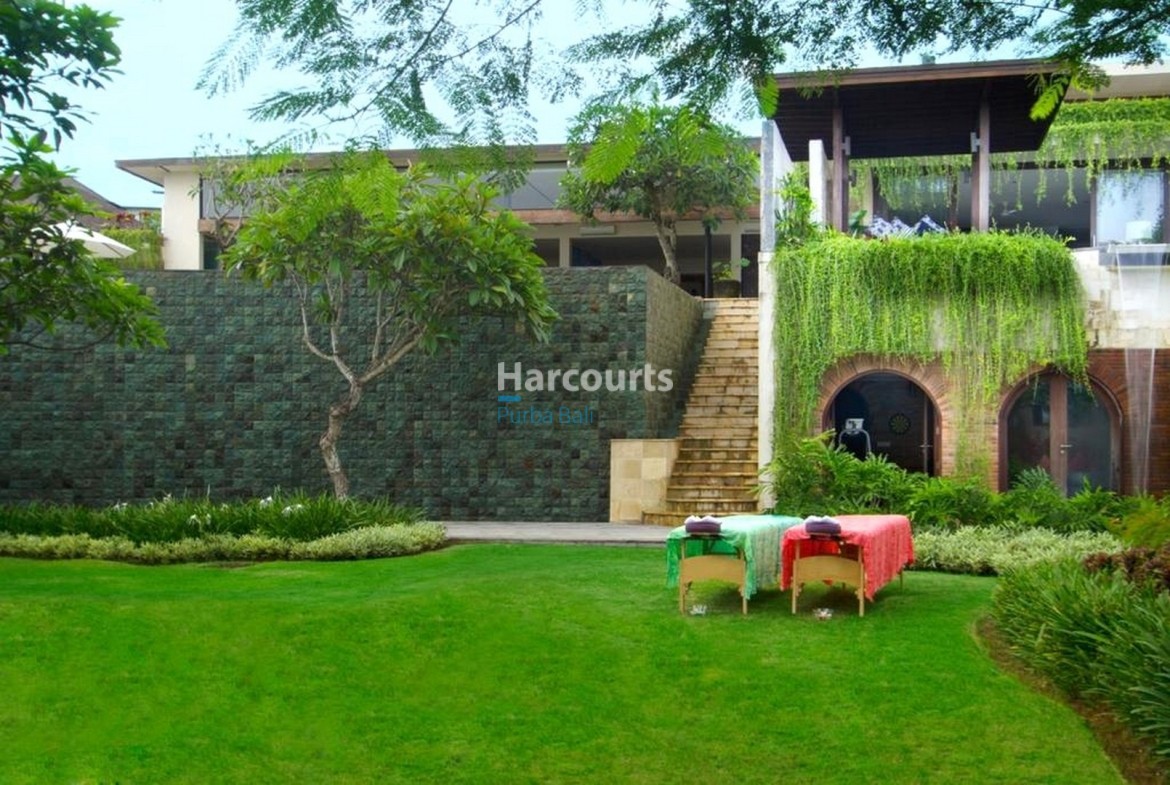 Bali Luxury Villa for Sale - Stunning 5-Bedroom Oasis, Pandawa