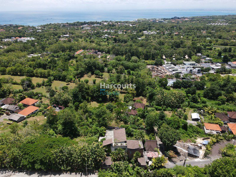 BUYING A HOME FOR SALE BALI: TURNKEY VILLA OR OFF-PLAN? 