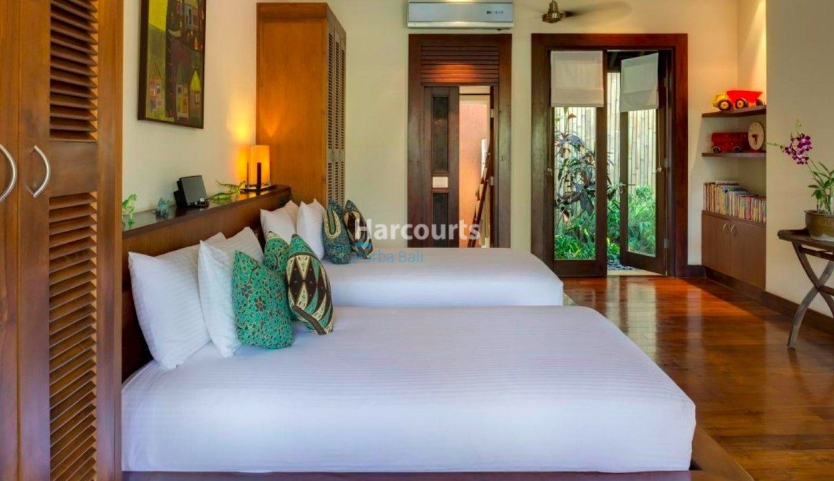 Spacious 4 Bedroom Luxury Villa for Sale in Pererenan, Bali