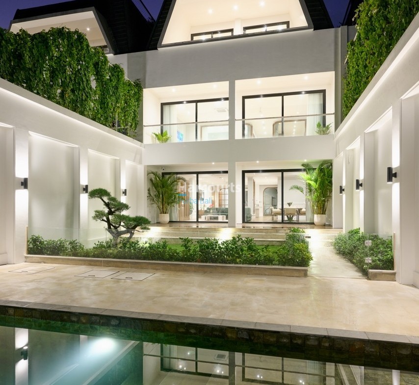 Family Home Luxury Living Canggu Bali for Sale