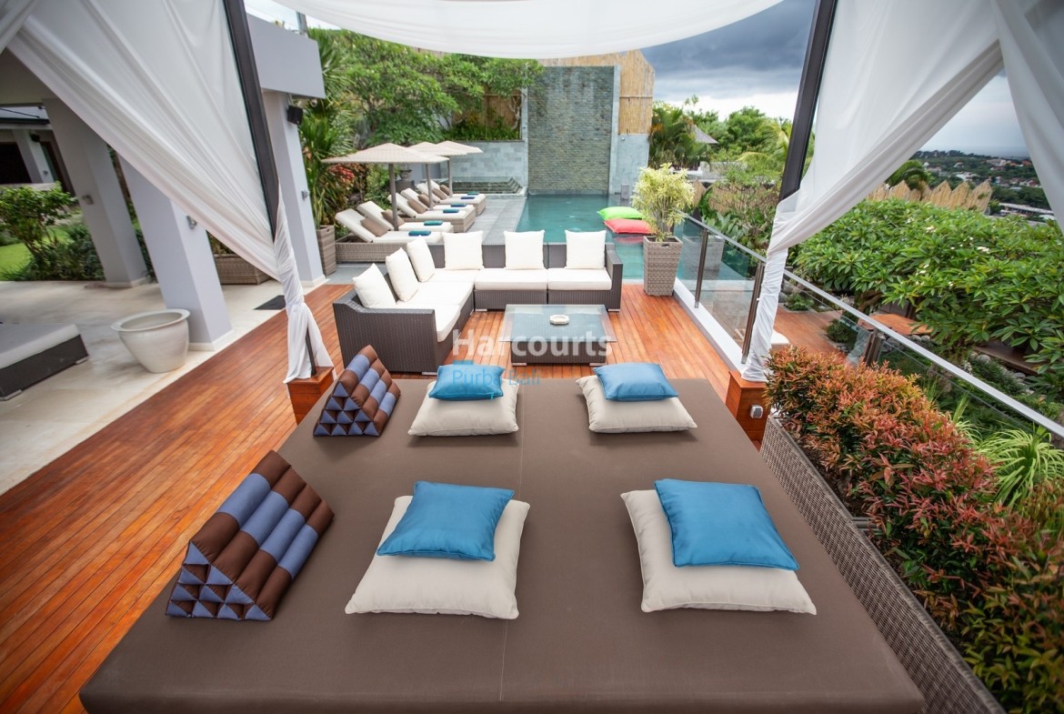Luxury 5-Bedroom Hillside Villa near Jimbaran - Ungasan Hillside with Views