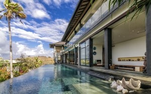 Cliff-Top Luxury Lifestyle Residence, Bukit