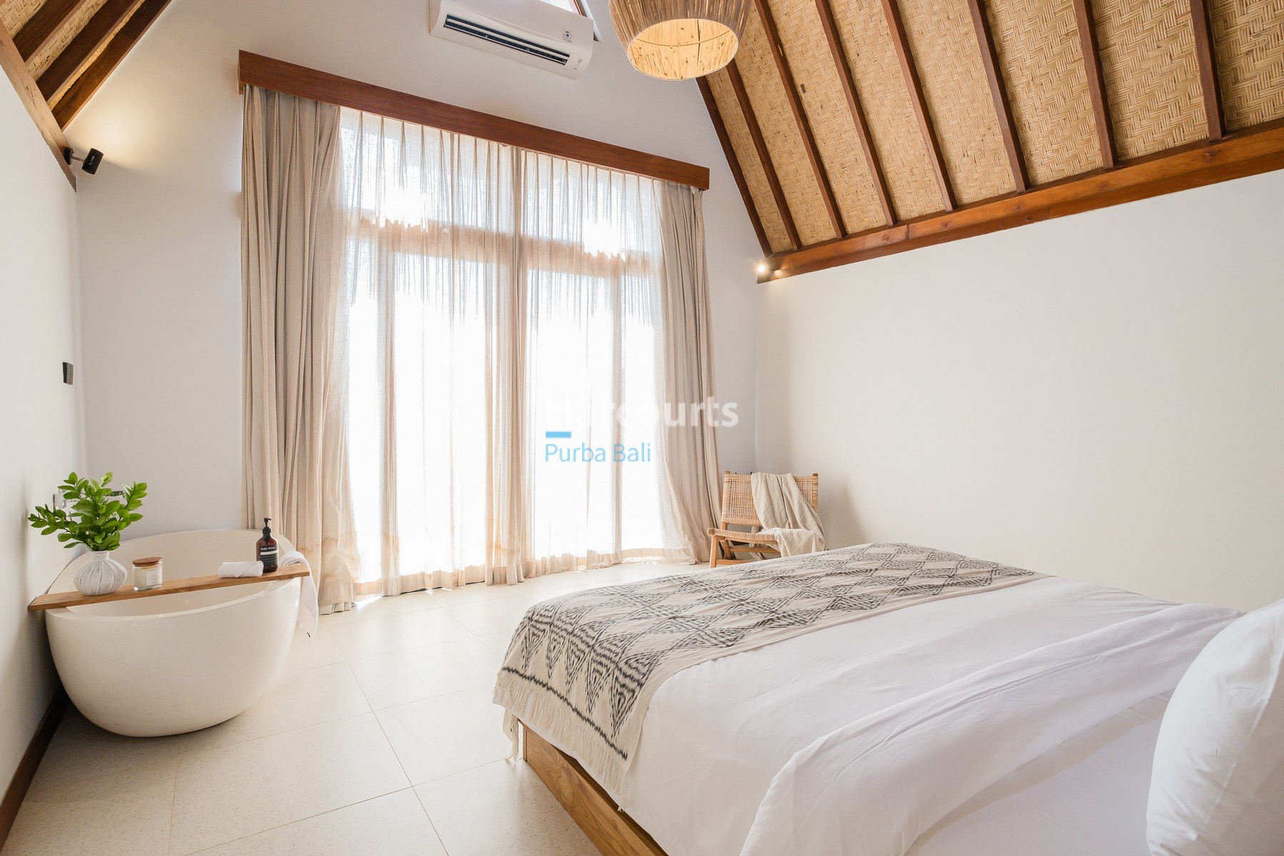 Bingin treetops villa for lease in Bali