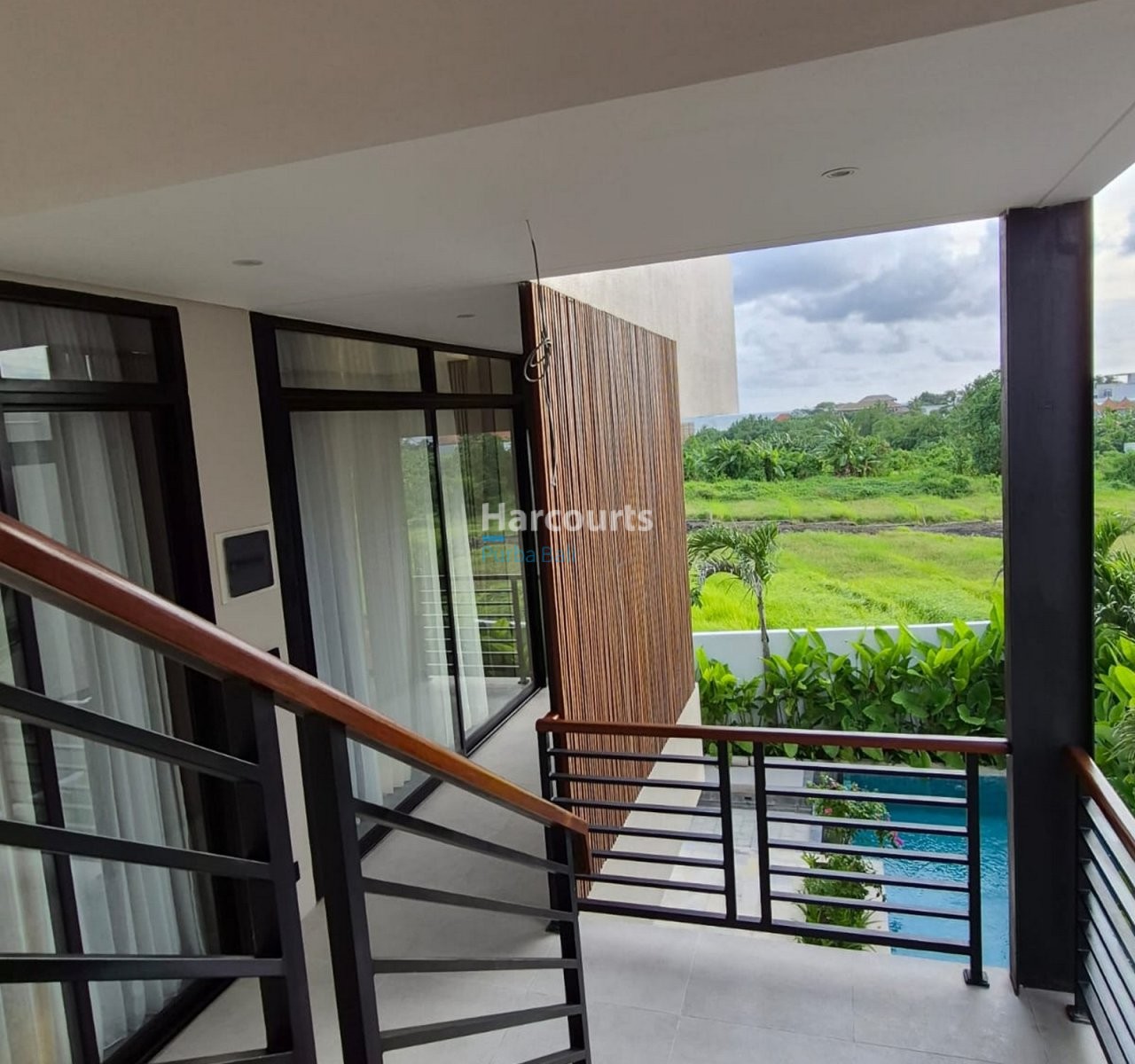 Located Beautiful Surroundings Pantai Holiday Rental