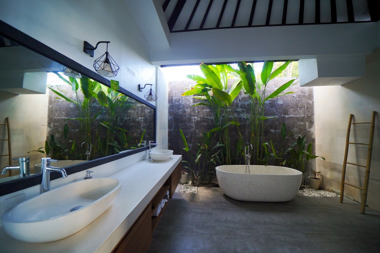 Lush Villa Tropical Available Access Holiday