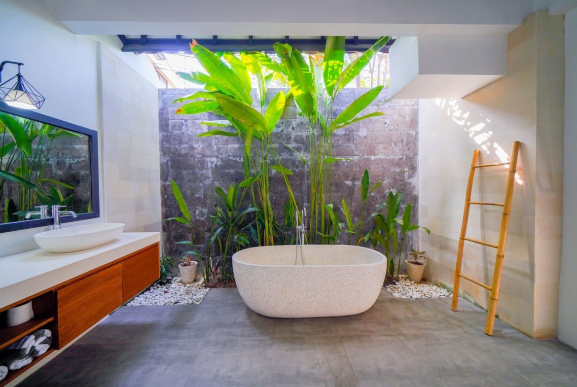 Prime Luxury Furnished Perfect Restaurant Beach