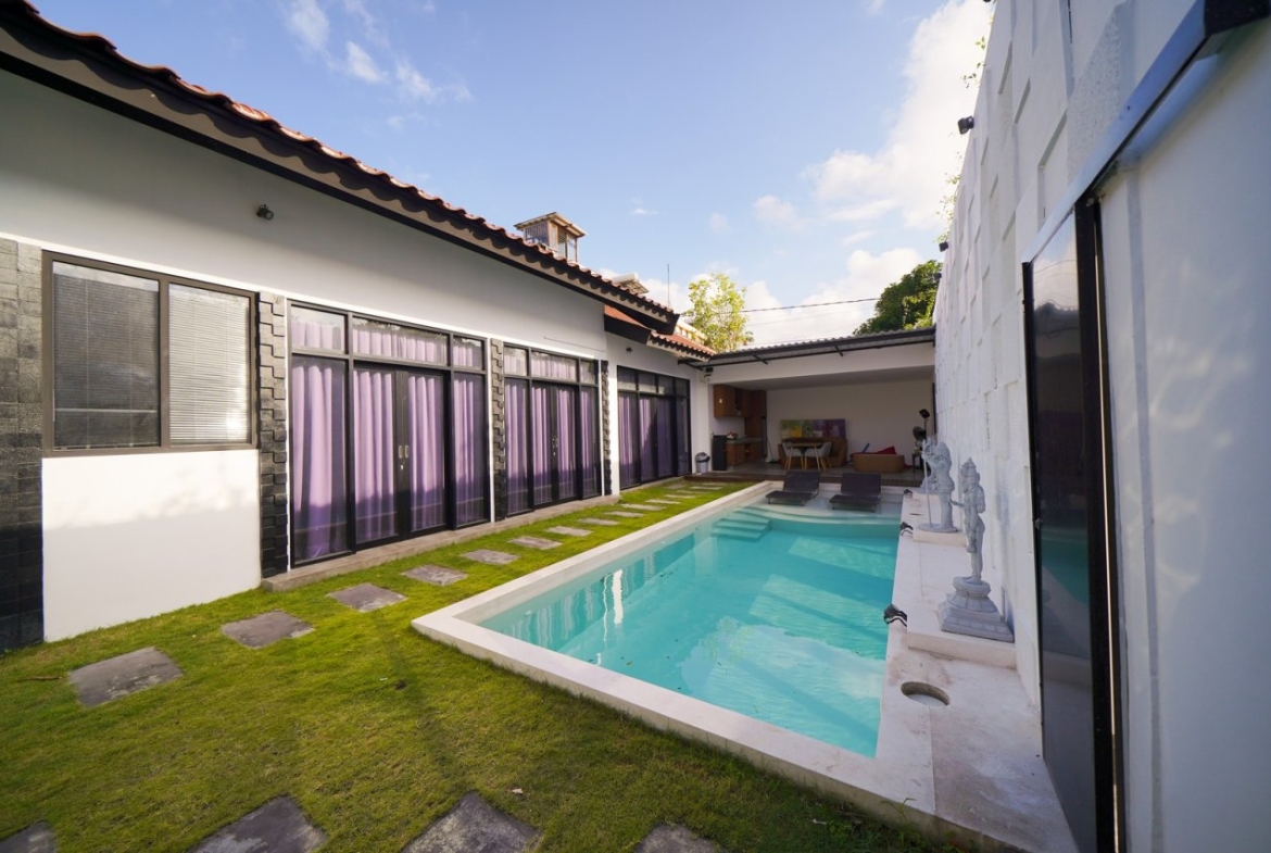 Spacious Seminyak 900 Space Holiday Beautifully