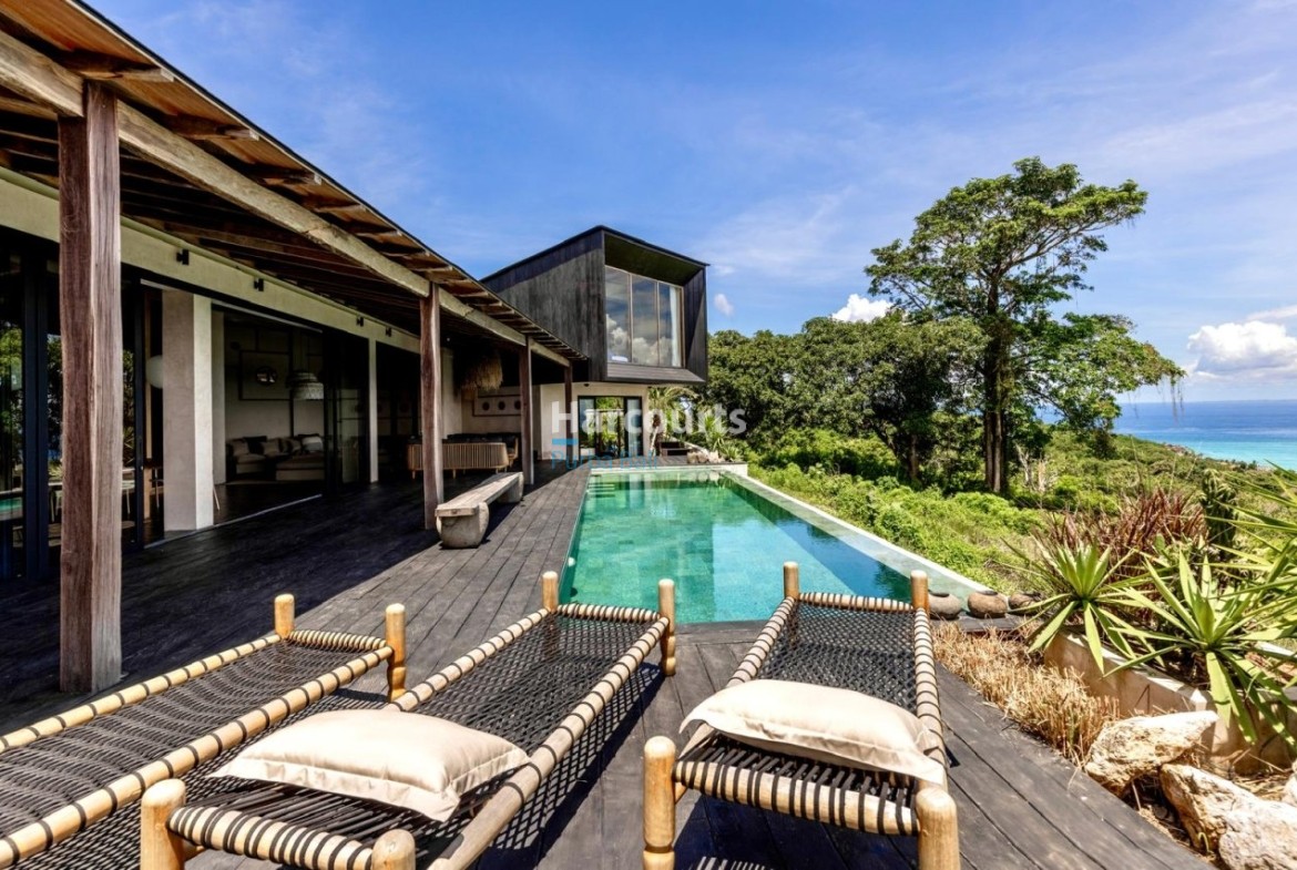 Storage End Amazing Living