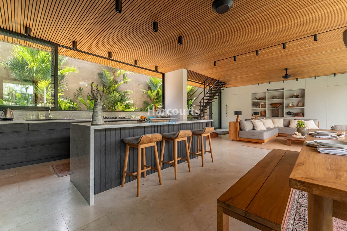 set-tranquil-residential-enclave-luxury-living