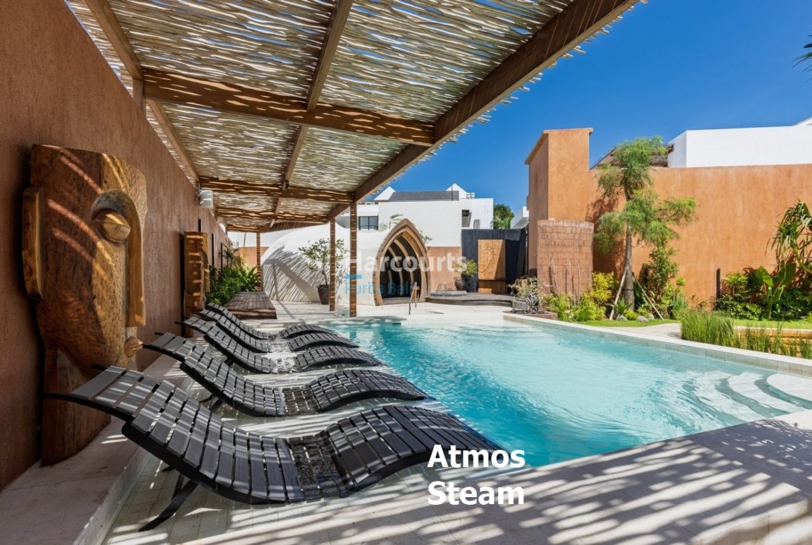 Bingin Villa Cottage Lagoon Pool Wooden Sculpture