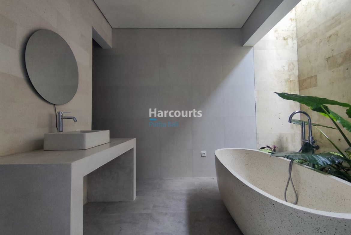 Green Flows This Investment Pool