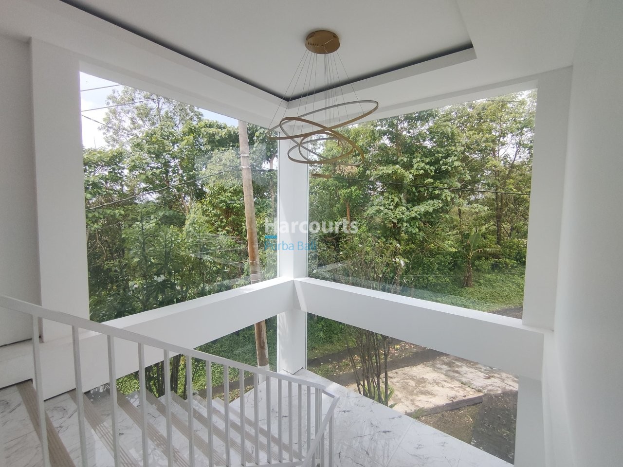 Scenic Offering Prime Location Balinese Landmarks