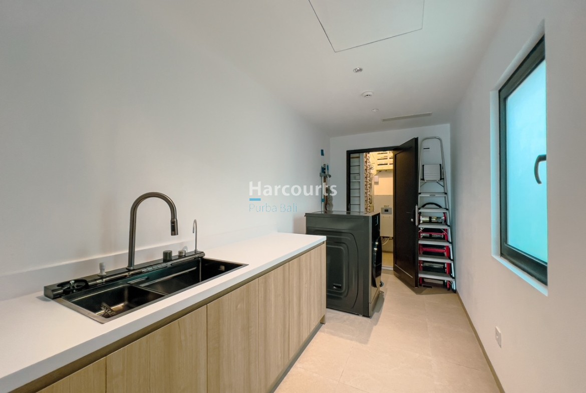 21 Laundry Room 1 Large