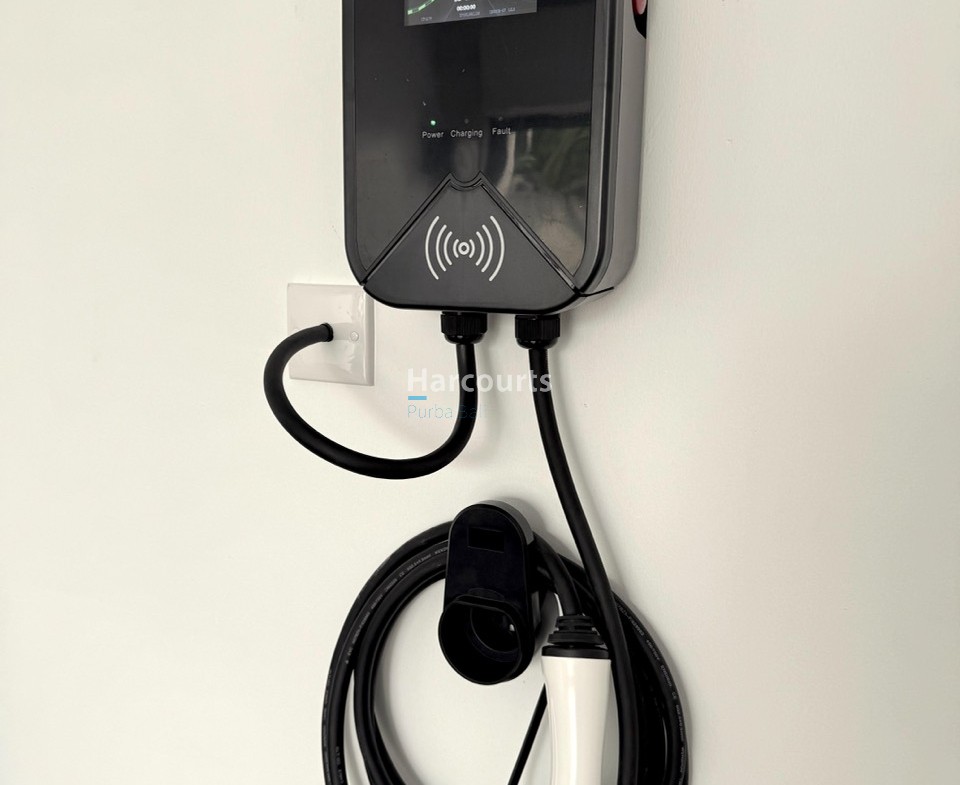 28 Tech Ev Charger 2 Large