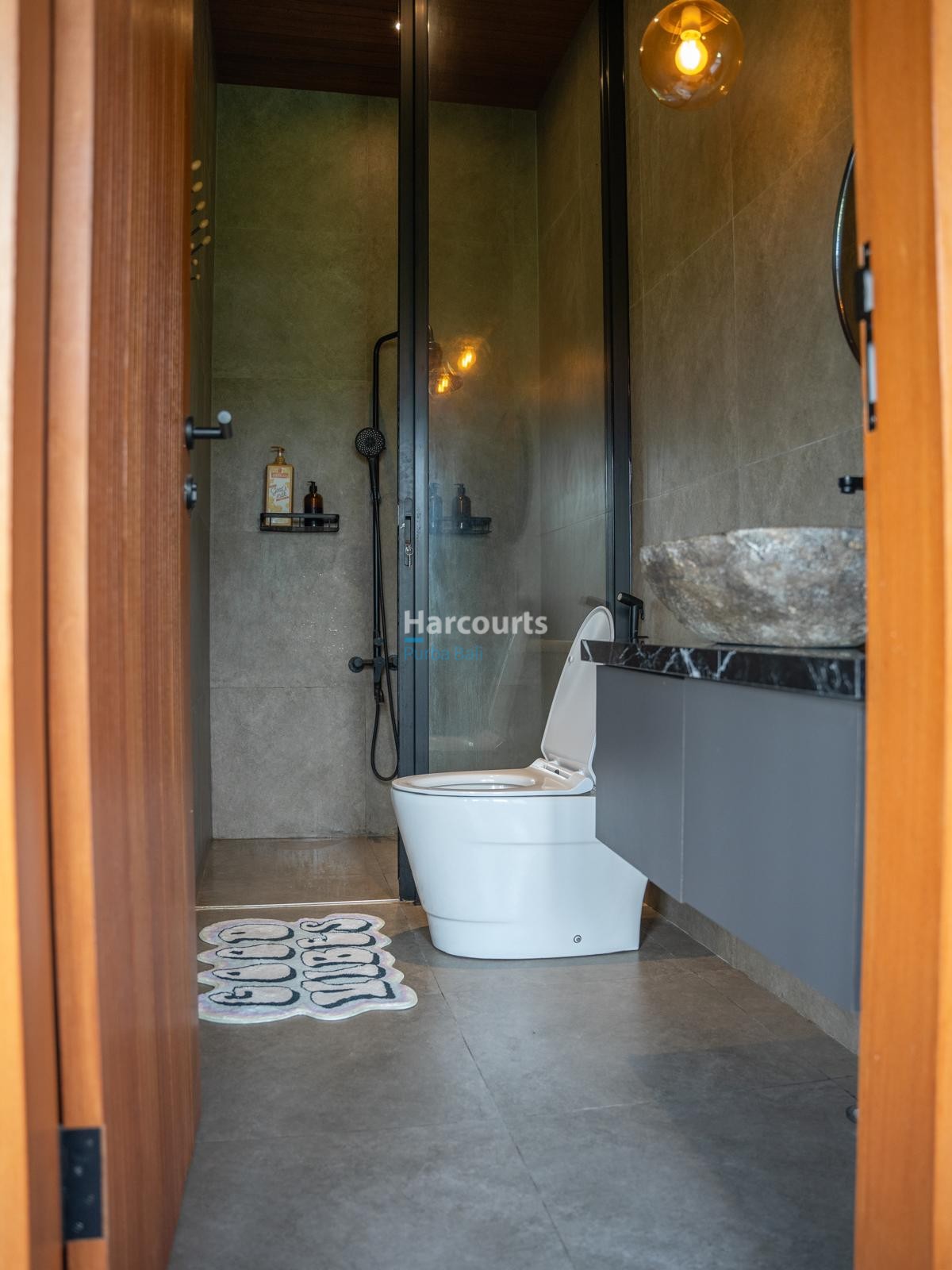 located-serene-cepaka-this-tropical-modern