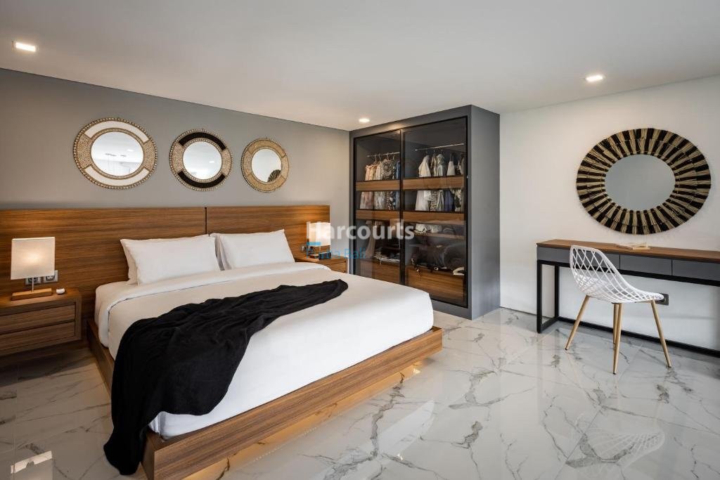 Babakan Canggu Apartment Bedroom Marble Flooring Glass Wardrobe