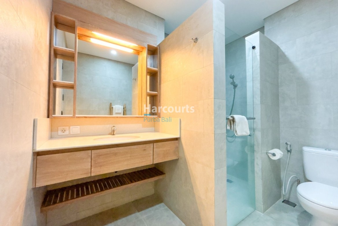 Jimbaran Apartment Bathroom Wooden Vanity Walk In Shower