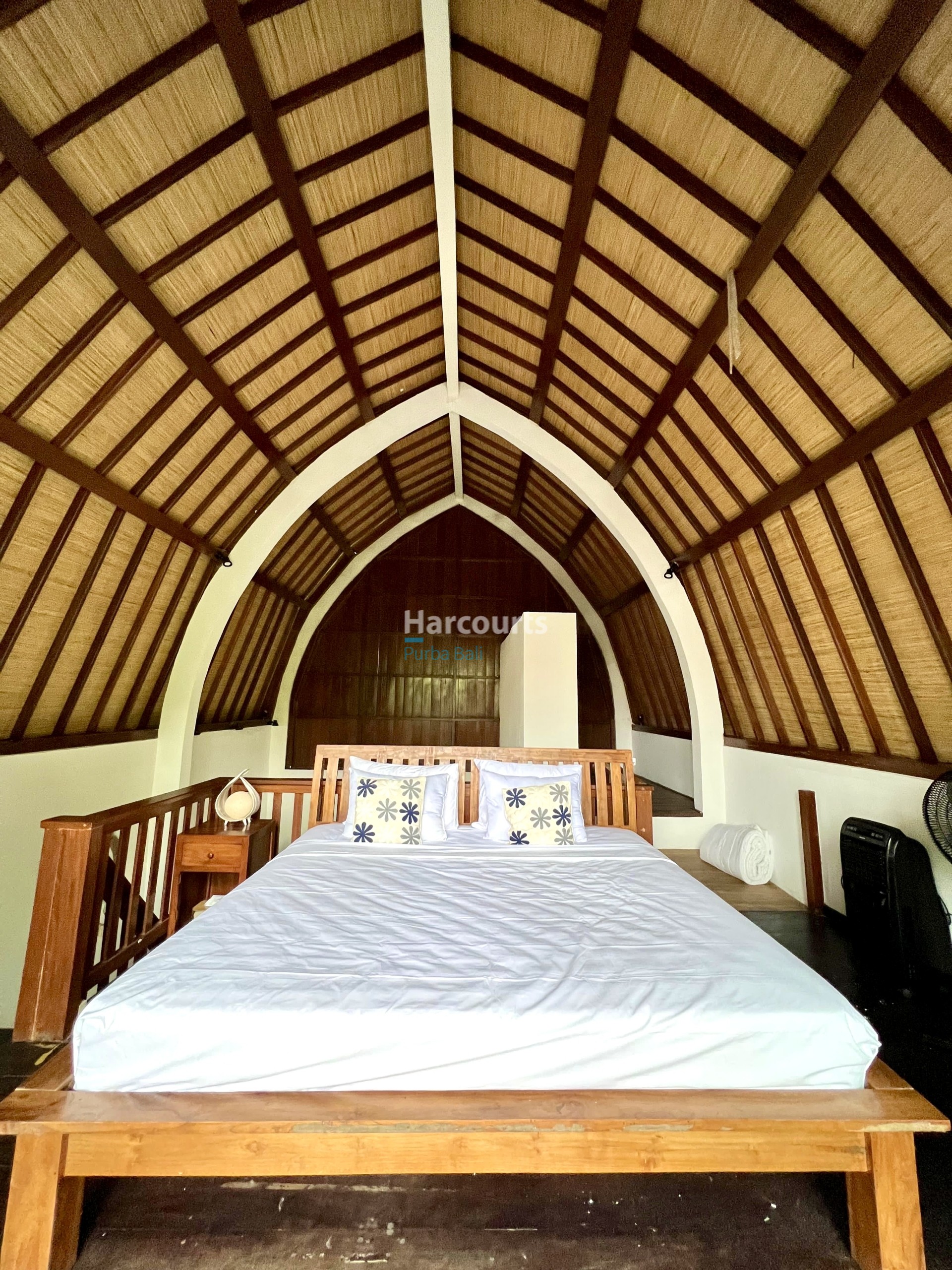 4ee972eb B9a9 4bc3 885a D64afd909ece