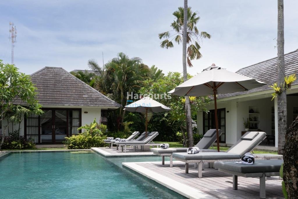 Located Sought After Tegal Gundul Tropical Modern