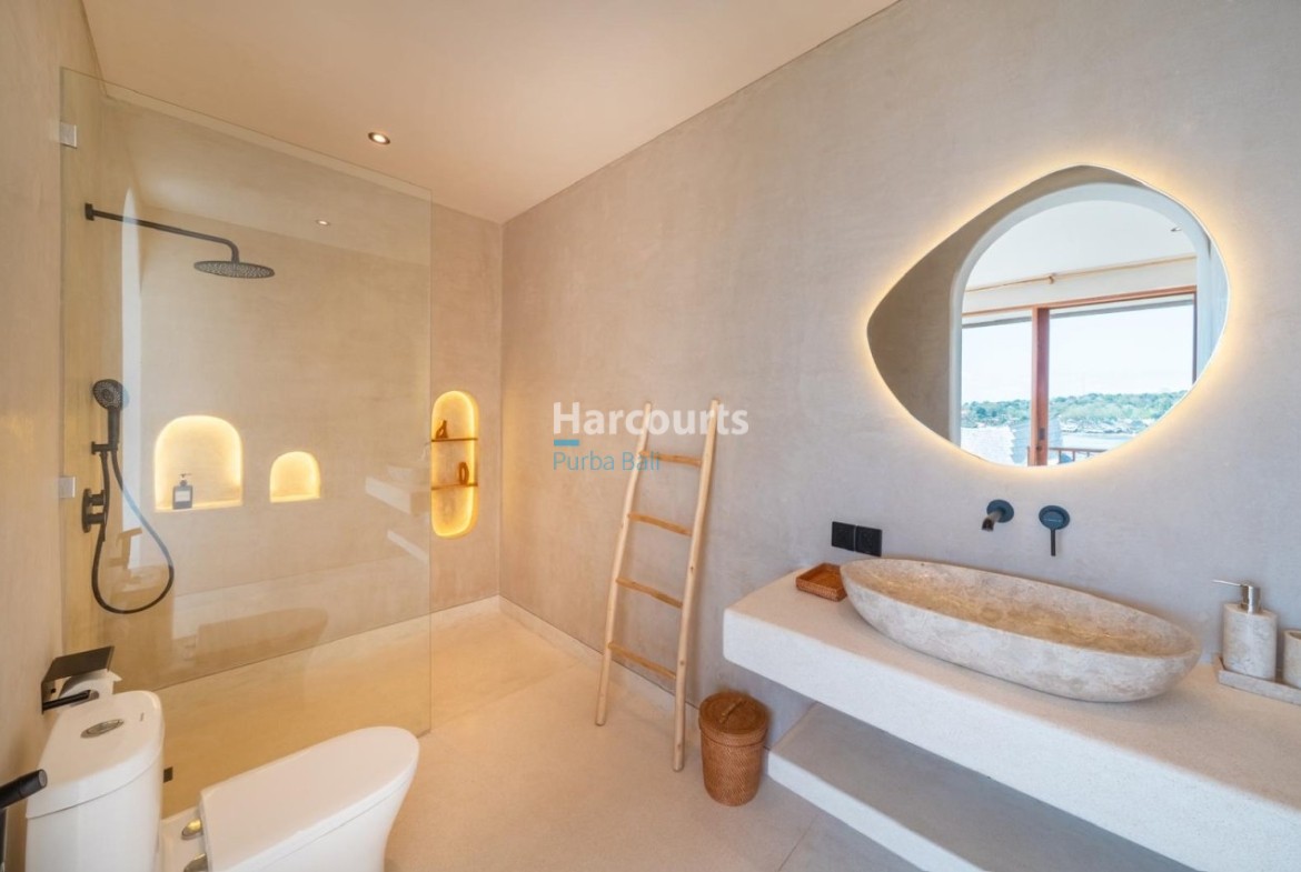 Lucrative Opportunity Enter Soaring Bali Home