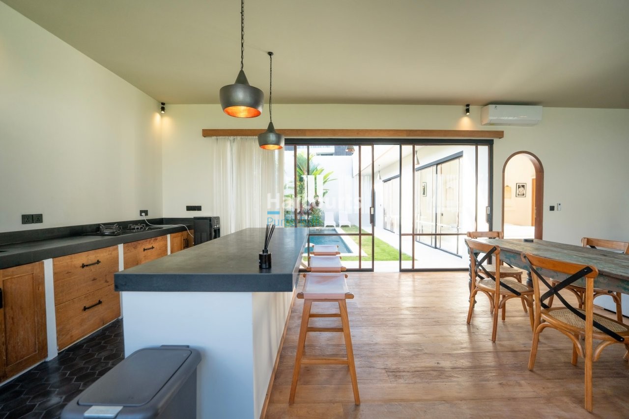 Newly Constructed Fully Furnished Leasehold Opportunity 1