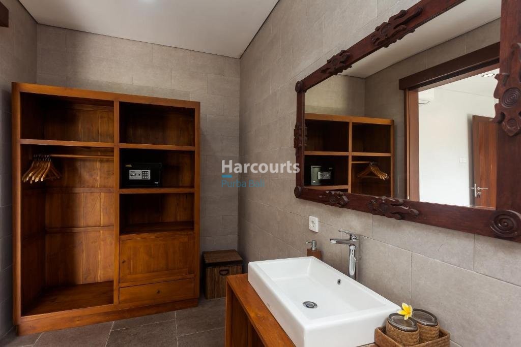 Rare Freehold Opportunity Heart Freehold Opportunity