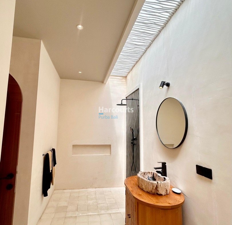 Set Quiet Sought After Enclave Real Estate Bali