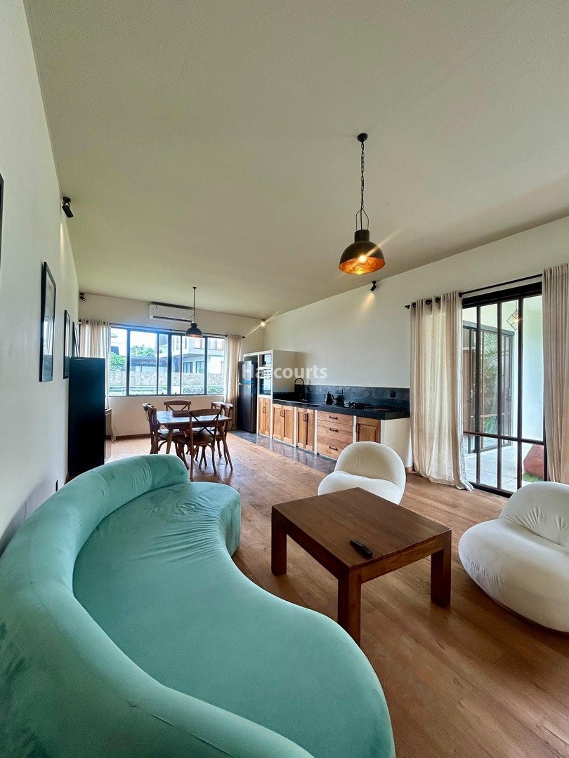 Set Quiet Sought After Enclave Ricefield View