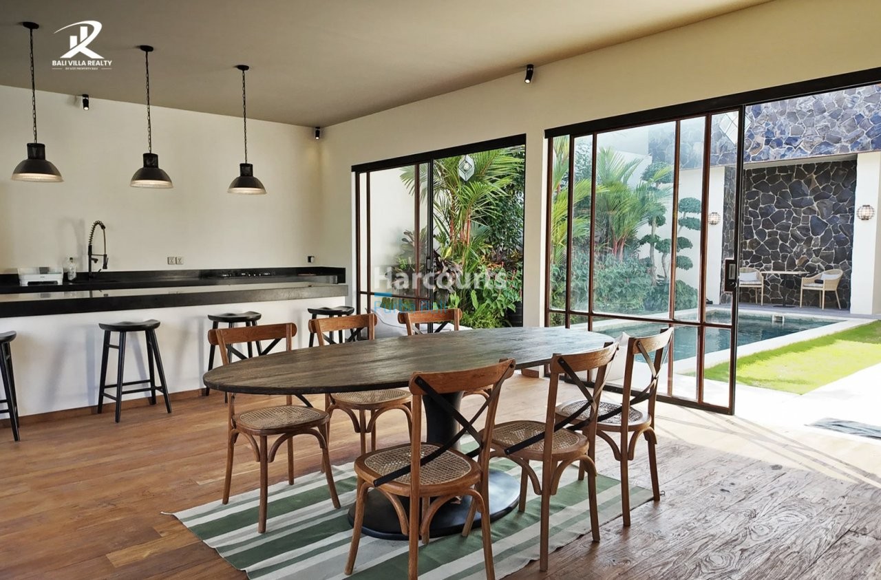 Set Sought After Umalas This Leasehold Ownership