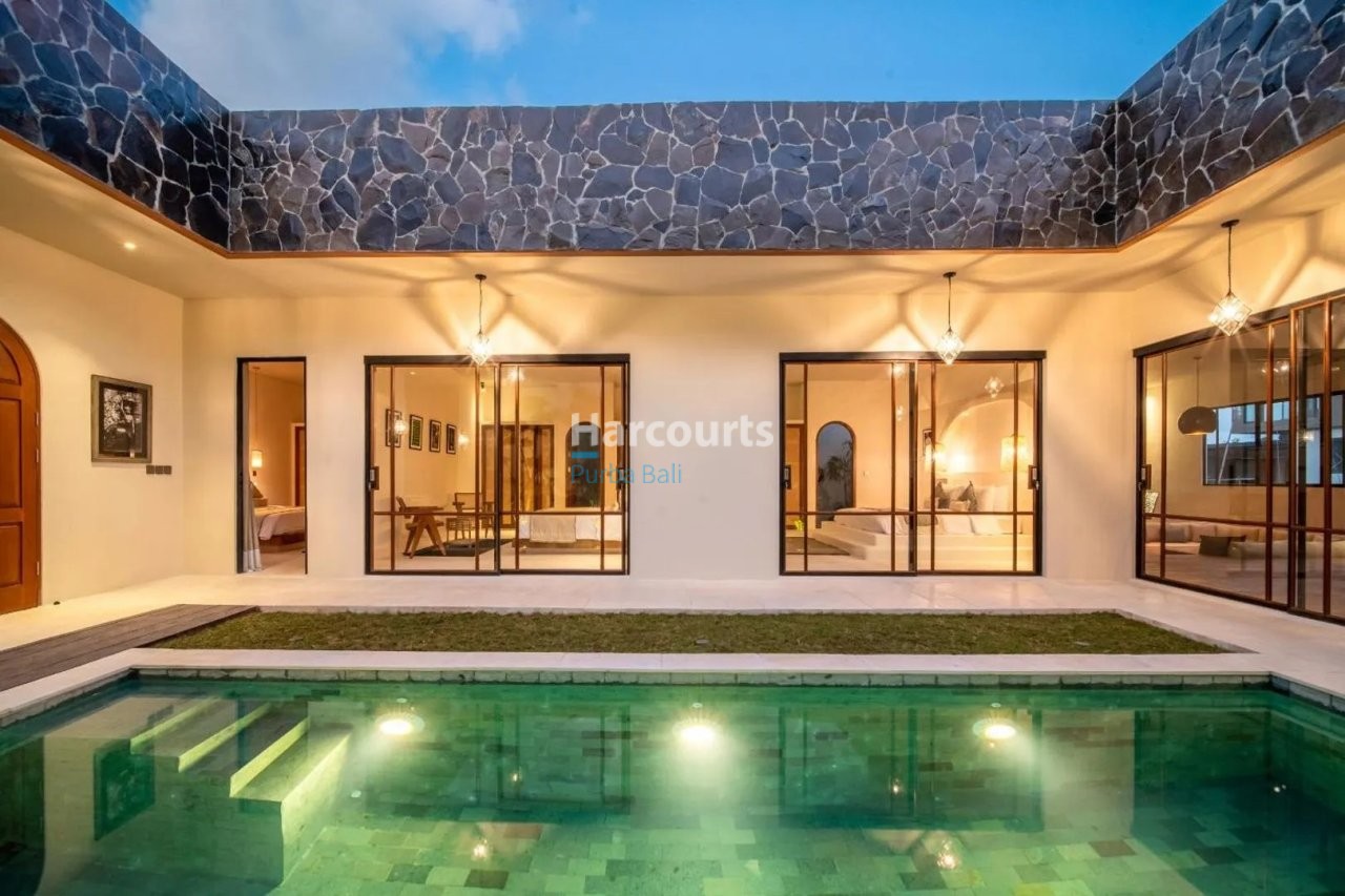 Situated Desirable Umalas This Pool View