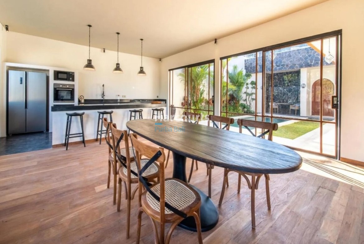 Situated Desirable Umalas This Poolview