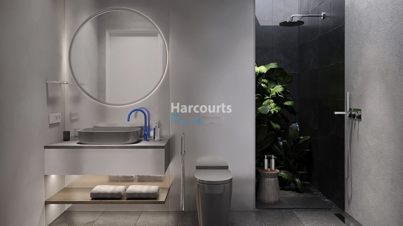 Set Evolving Coastal Enclave Leasehold Opportunity