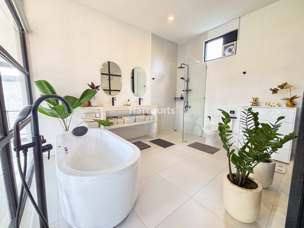 Set Peaceful Tumbak Bayuh Freehold Ownership