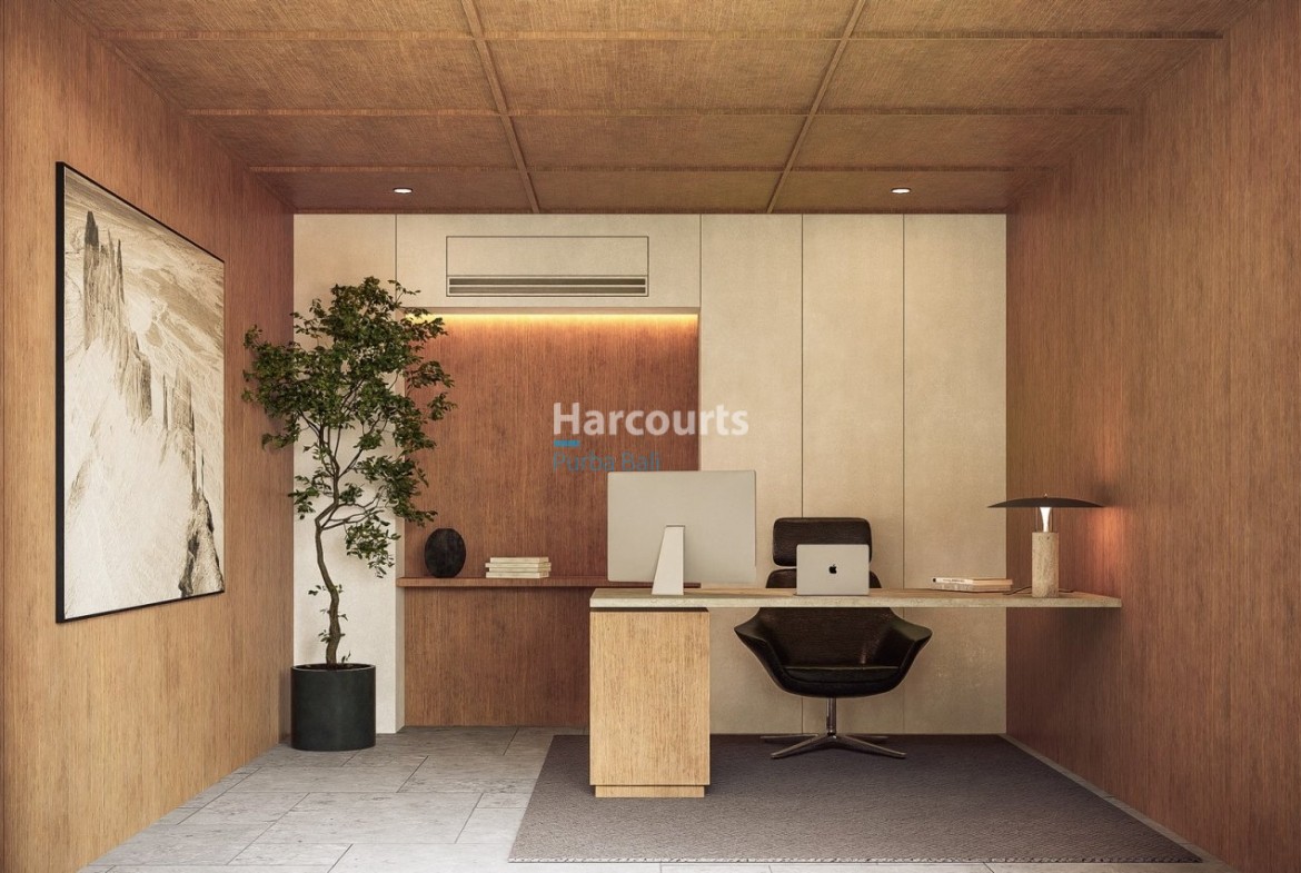 This Luxurious Four Bedroom Freehold Leasehold Opportunity