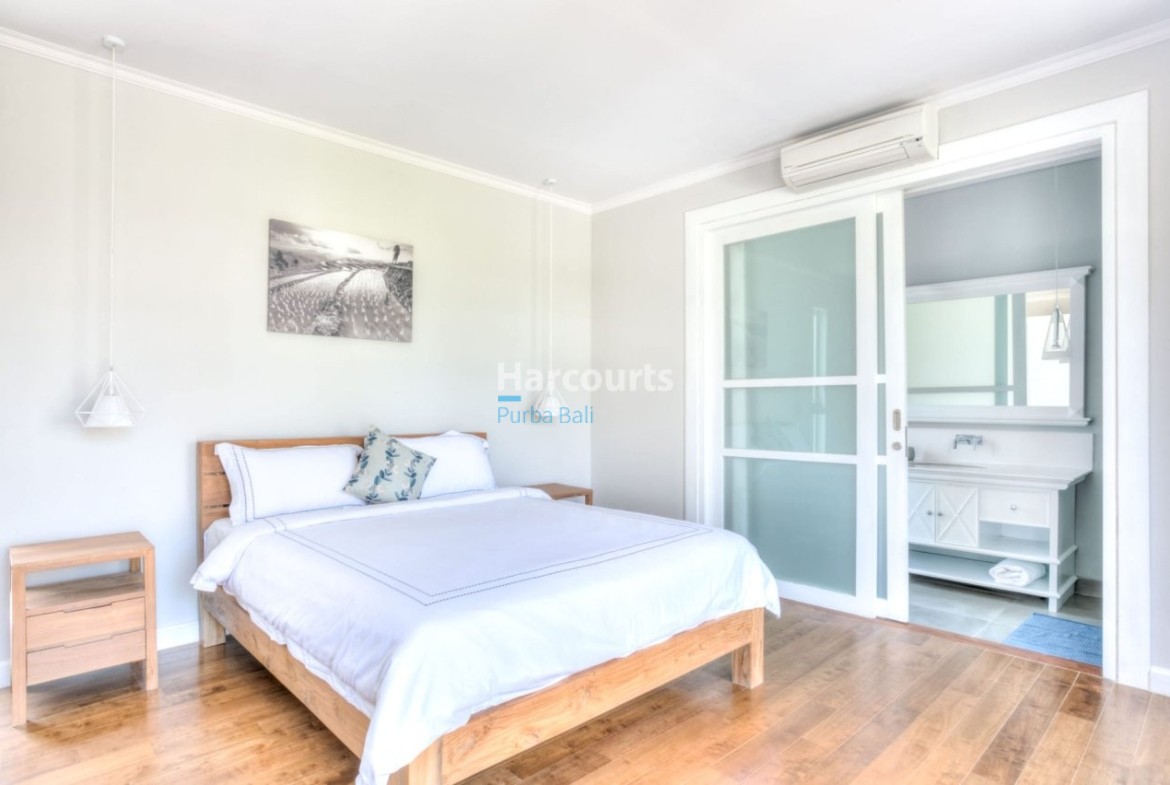 Combining Contemporary Tropical Living Property Investment