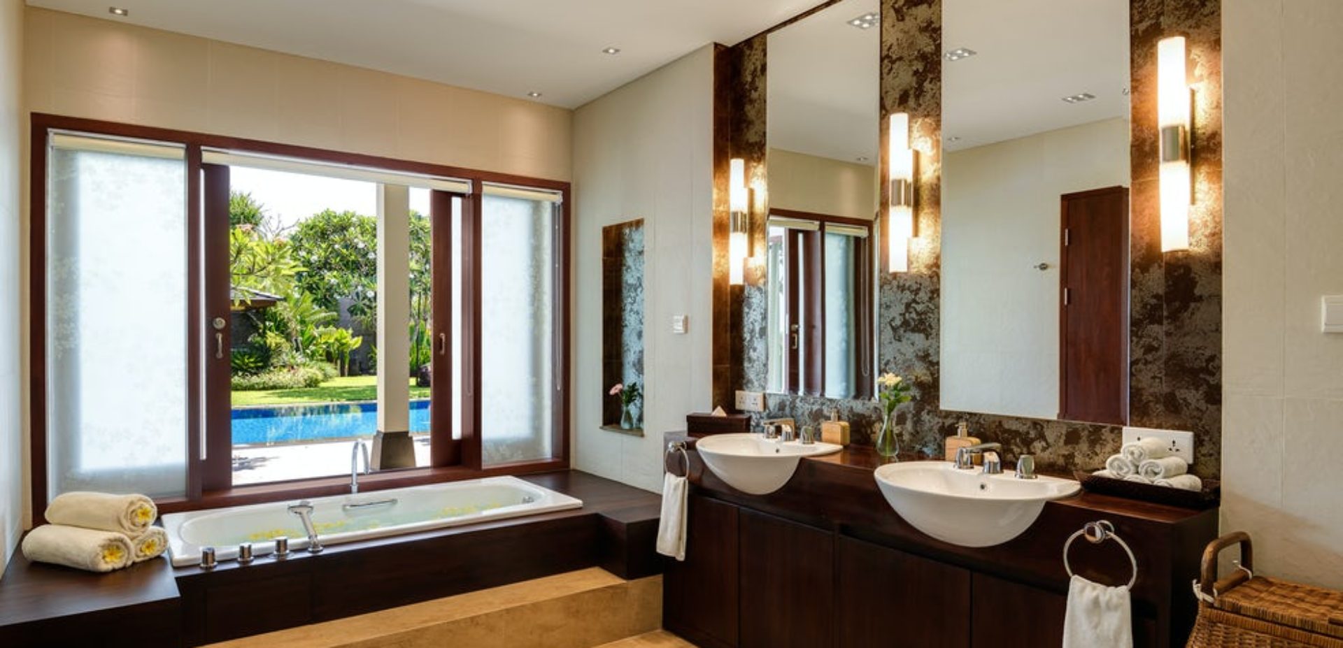 Luxury Cliff-Top Mansion Pandawa Bali