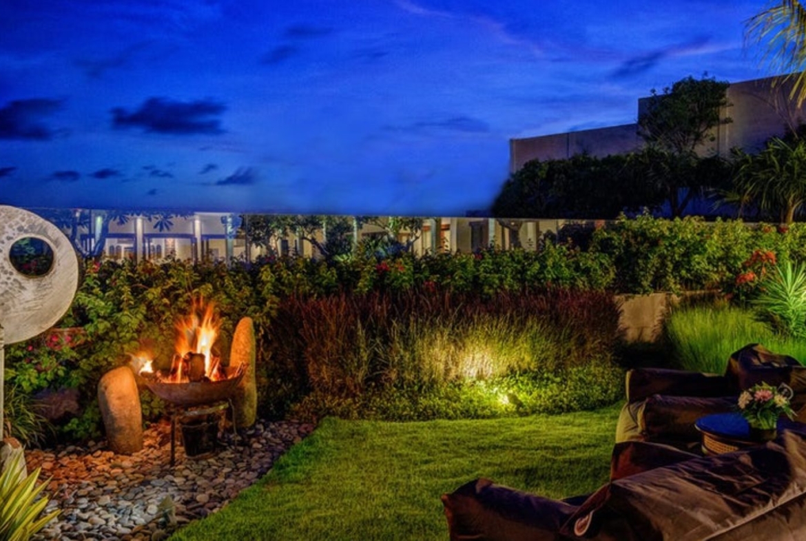 Luxury Cliff-Top Mansion Pandawa Bali