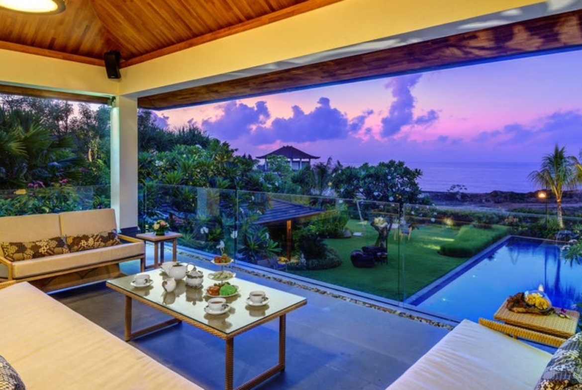 Luxury Cliff-Top Mansion Pandawa Bali