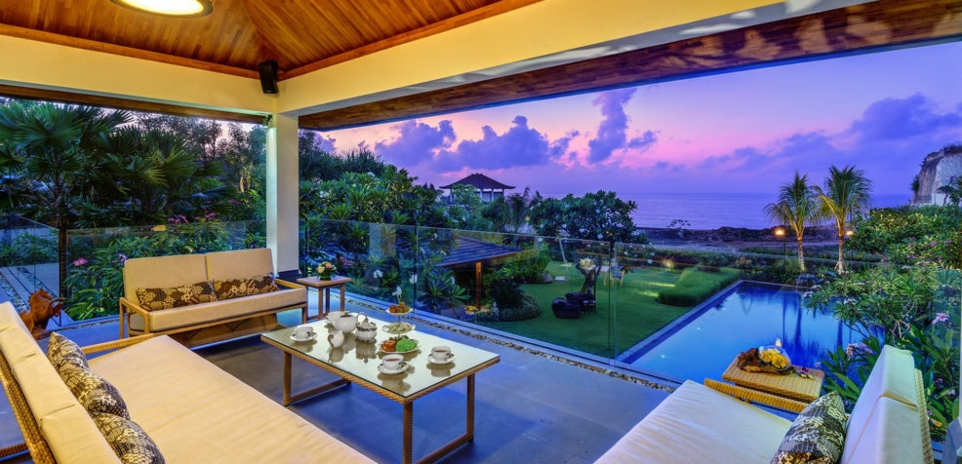 Luxury Cliff-Top Mansion Pandawa Bali