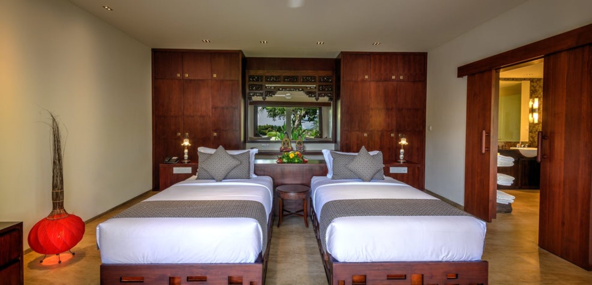 Luxury Cliff-Top Mansion Pandawa Bali