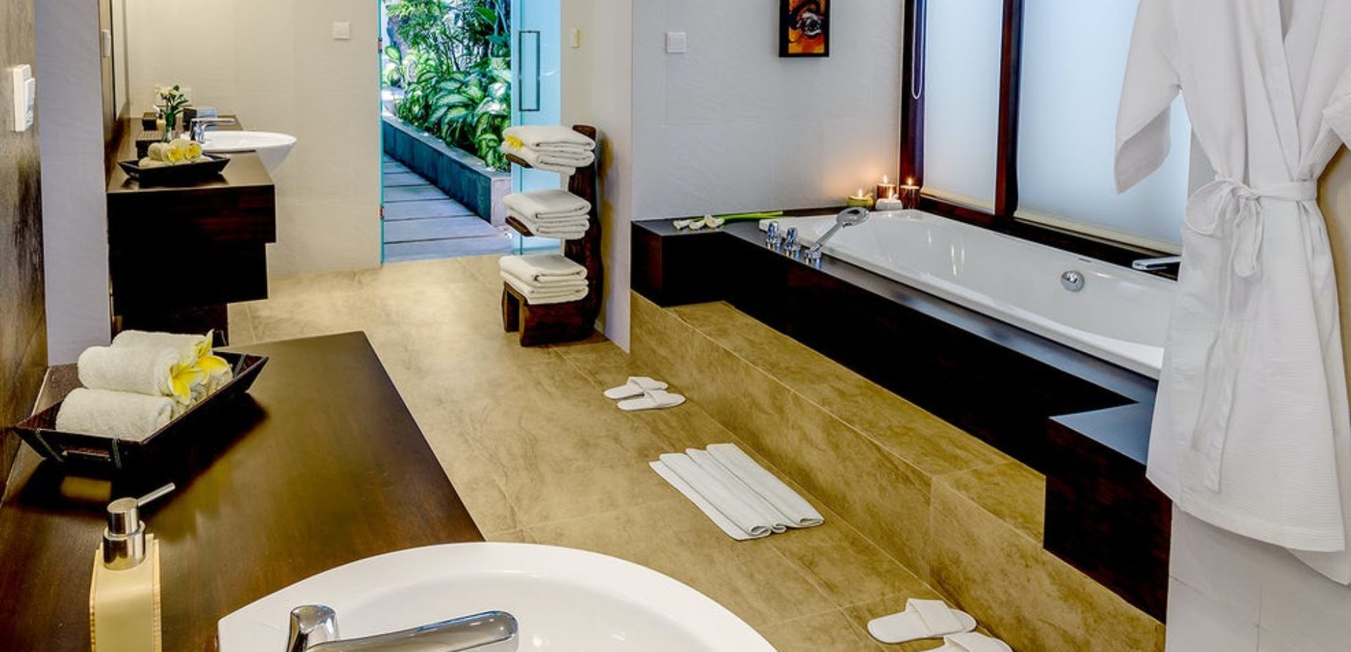 Luxury Cliff-Top Mansion Pandawa Bali