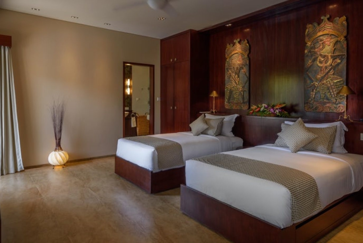 Luxury Cliff-Top Mansion Pandawa Bali