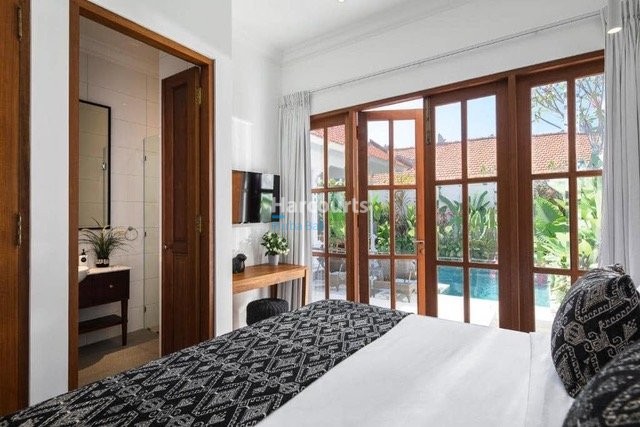 Positioned Just Moments From Luxury Living