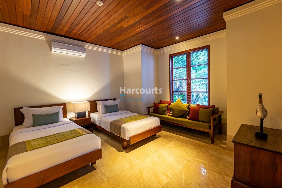 Located Within Prestigious Five Star Freehold Ownership