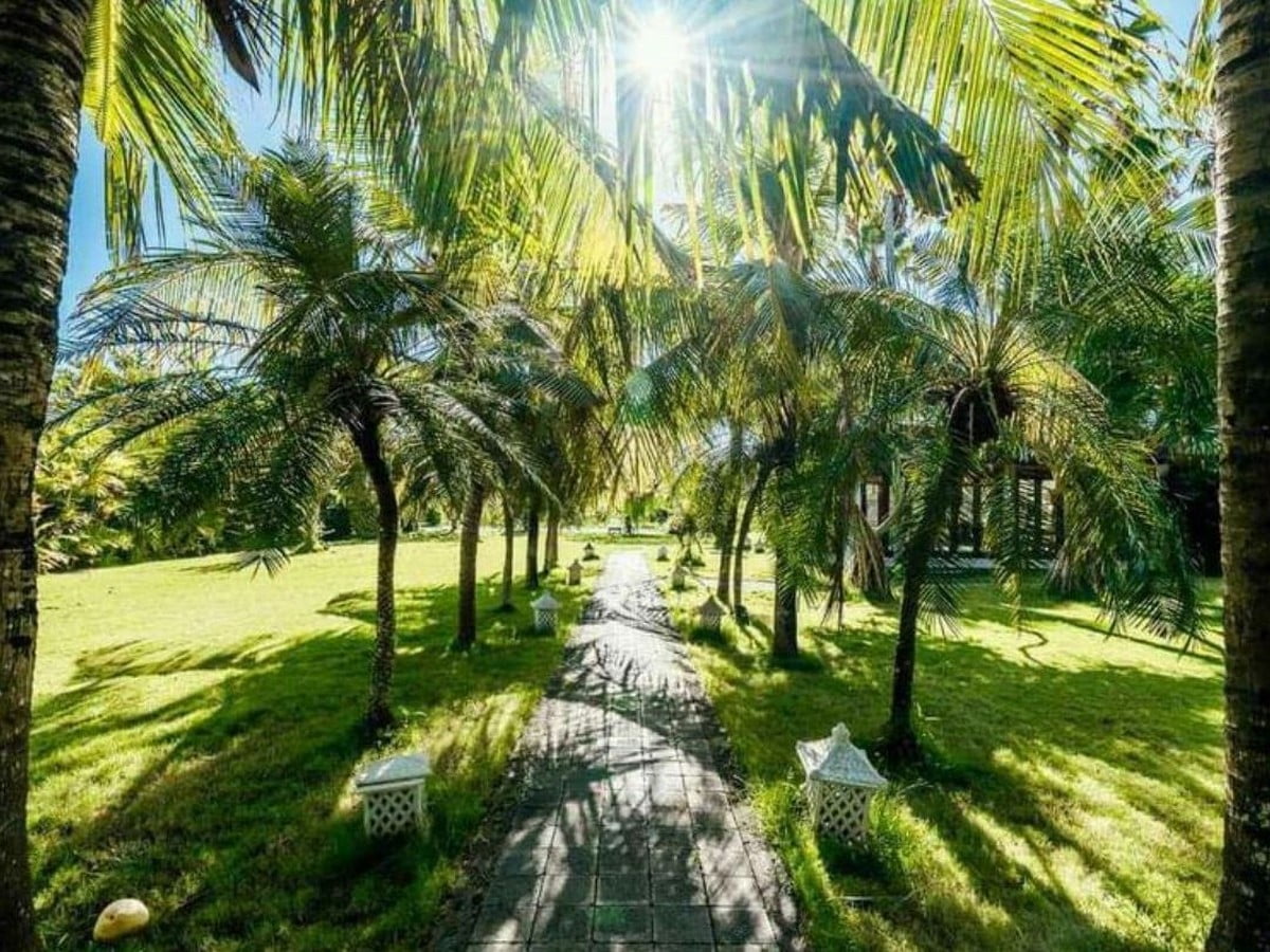 Pererenan Bali Villa Freehold - 5-Bedroom Contemporary Beauty