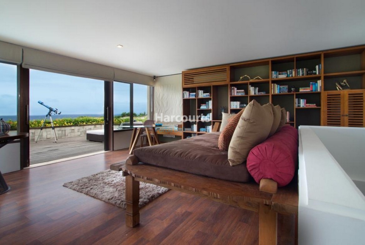Bali Luxury Villa for Sale - Stunning 5-Bedroom Oasis, Pandawa