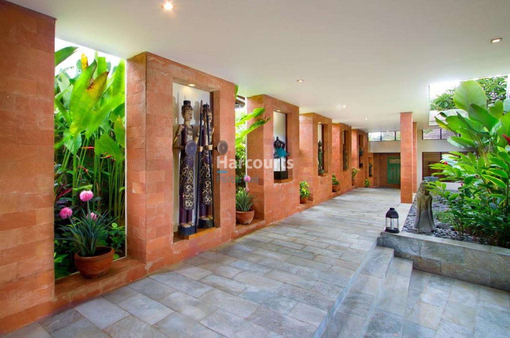 Bali Luxury Villa for Sale - Stunning 5-Bedroom Oasis, Pandawa