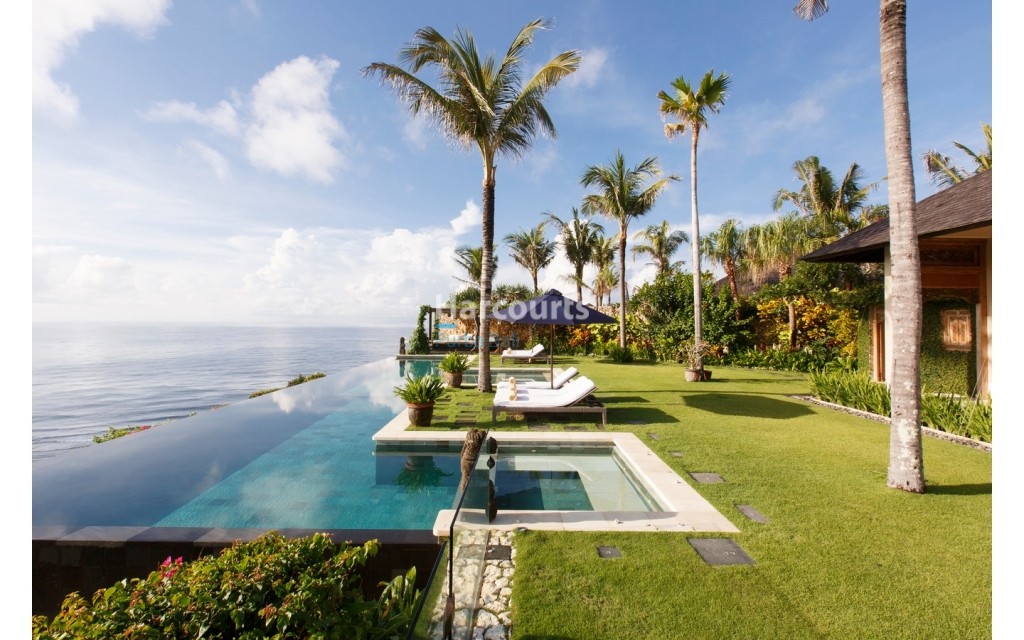 Breathtaking Cliff Front Villa with Outstanding Ocean Views | Harcourts ...